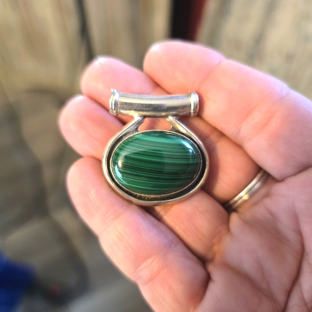 SPENCER‎ Sterling Silver Vtg Southwestern Green Malachite Navajo Slide Pendant